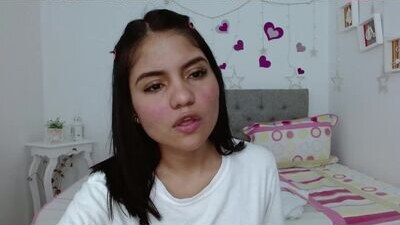 petitedanna public webcam profile photo 6