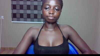 petitexxebony public webcam profile photo 4