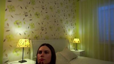 philomenacutsforth public webcam profile photo 3