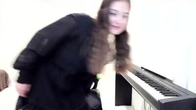 piano__girl public webcam profile photo 10