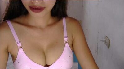 pink_bubbles011 public webcam profile photo 6