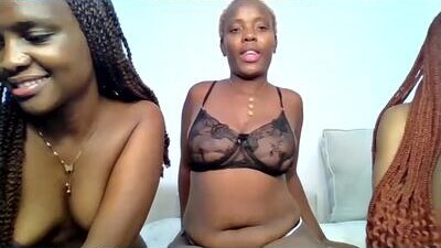 pink_nova public webcam profile photo 10