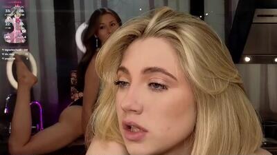 pinkadele public webcam profile photo 3