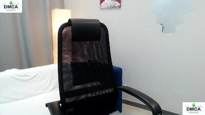 pion_s public webcam profile photo 5