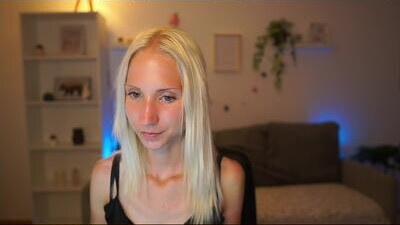 piper_perri_18 public webcam profile photo 8