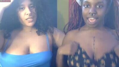 piscesandclassy public webcam profile photo 3