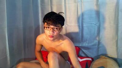 pixie_hugecock public webcam profile photo 2