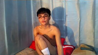 pixie_hugecock public webcam profile photo 6