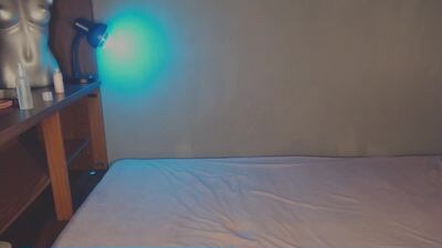 plassstic public webcam profile photo 2