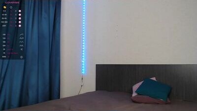 playmate_ public webcam profile photo 6