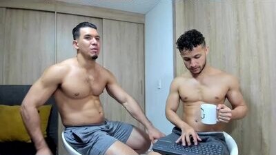 poloandpaul public webcam profile photo 5