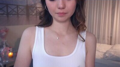 poopsie_oopsie public webcam profile photo 9