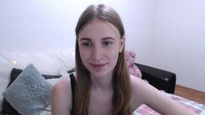 poppy_flower public webcam profile photo 5