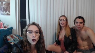 pr3ttyp1nkpussy public webcam profile photo 3