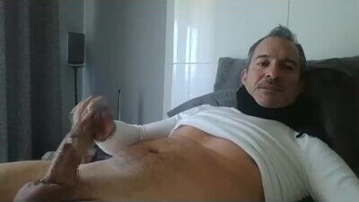 pradbitt_xx public webcam profile photo 9