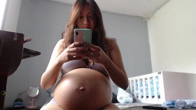 pregnant_love1