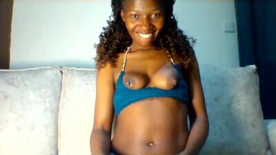 prettie_petitee public webcam profile photo 7