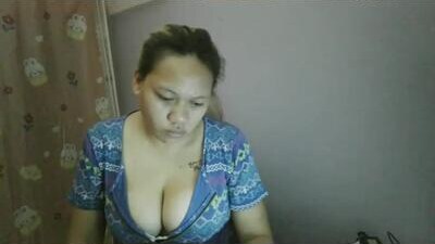 pretty_lyn08 public webcam profile photo 5