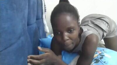 pretty_petite_ebony public webcam profile photo 7