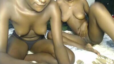 pretty_petitebody public webcam profile photo 2