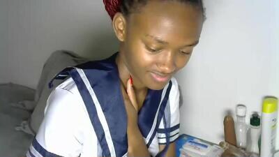 pretty_queennie public webcam profile photo 4