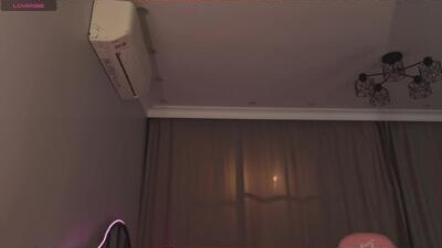 pretty_smile_baby public webcam profile photo 6