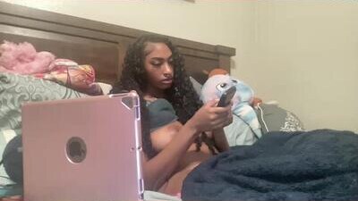 prettyfacefemale public webcam profile photo 5