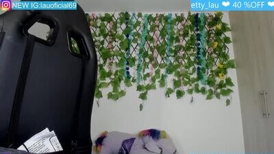 prettypervyx public webcam profile photo 4