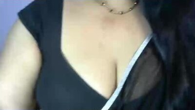 priyashotcam public webcam profile photo 10