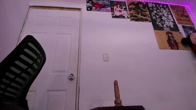 pucaa_ public webcam profile photo 10