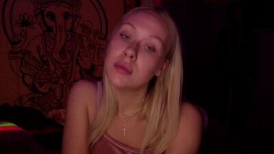 pureeangel public webcam profile photo 5