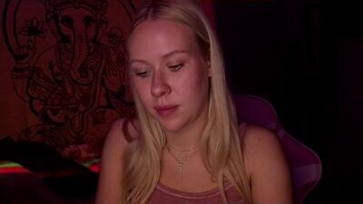 pureeangel public webcam profile photo 7