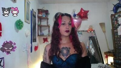 purplekattlyn public webcam profile photo 7