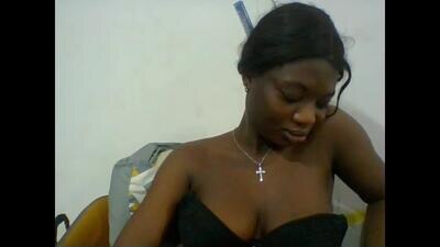 pweedy_ora public webcam profile photo 3