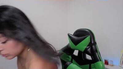 qadeshoficial public webcam profile photo 5