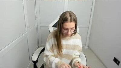 queen_amelie public webcam profile photo 6