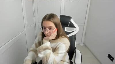 queen_amelie public webcam profile photo 8