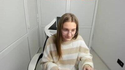 queen_amelie public webcam profile photo 10