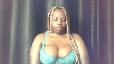queen_melanine public webcam profile photo 2