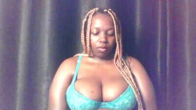 queen_melanine public webcam profile photo 3