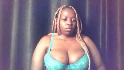 queen_melanine public webcam profile photo 5