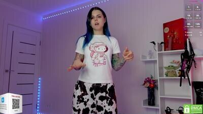 queenalicex public webcam profile photo 3