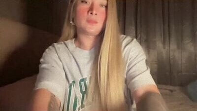 queenarthalia public webcam profile photo 6