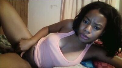 queenkourt public webcam profile photo 10