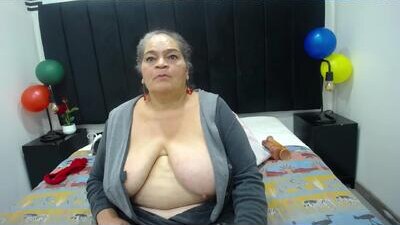 queenmature public webcam profile photo 5