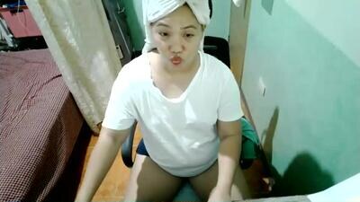 quelly40 public webcam profile photo 2