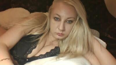 qwertyuio71919 public webcam profile photo 4