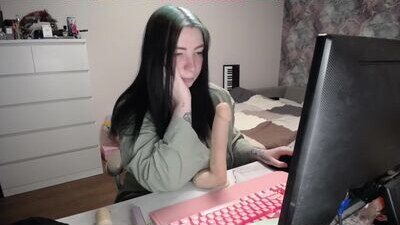 raaaaaaawr public webcam profile photo 5