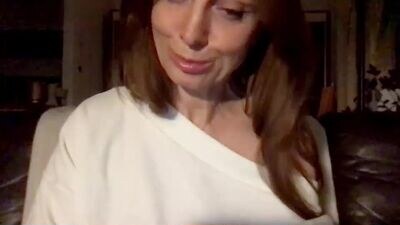rachelldelicious public webcam profile photo 4