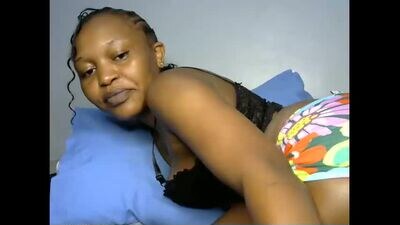 rae_zara public webcam profile photo 3
